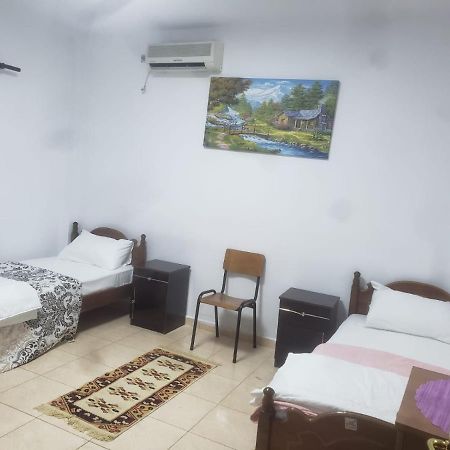 Hostel Split Rock Τίρανα Εξωτερικό φωτογραφία