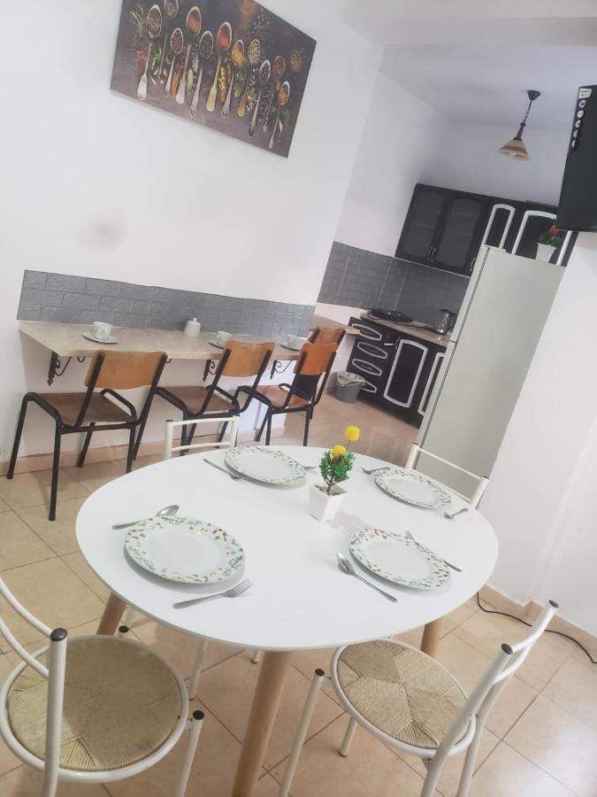 Hostel Split Rock Τίρανα Εξωτερικό φωτογραφία