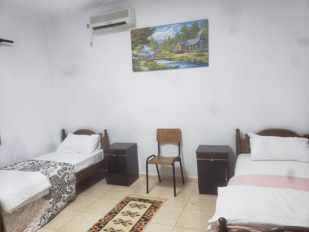 Hostel Split Rock Τίρανα Εξωτερικό φωτογραφία