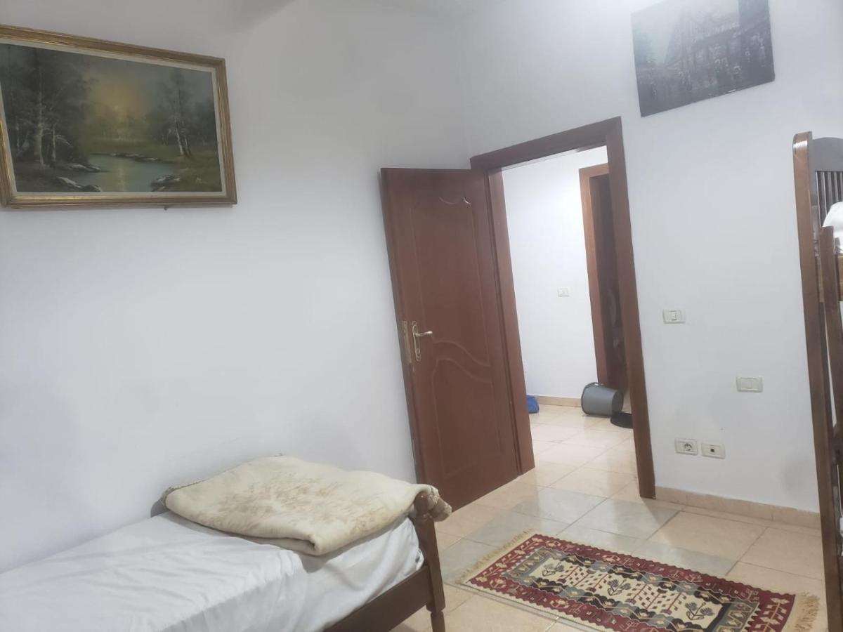 Hostel Split Rock Τίρανα Εξωτερικό φωτογραφία