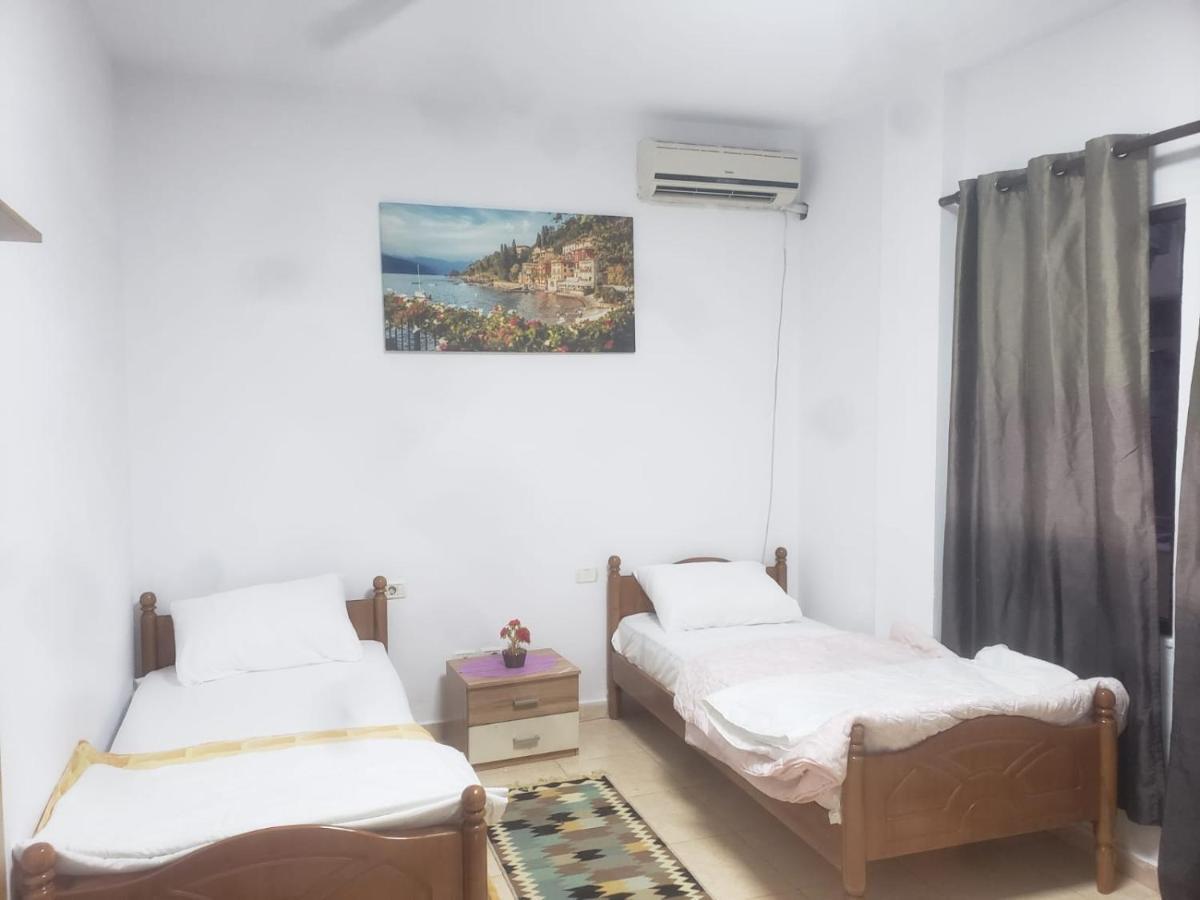Hostel Split Rock Τίρανα Εξωτερικό φωτογραφία