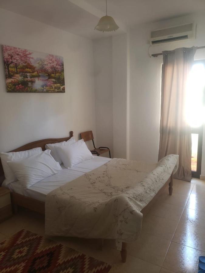 Hostel Split Rock Τίρανα Εξωτερικό φωτογραφία